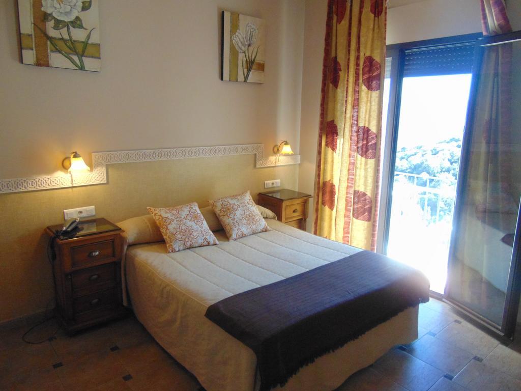 Hotel Sierra De Araceli لوسينا المظهر الخارجي الصورة